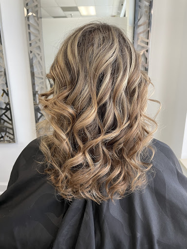 Beauty Salon «Monet Salon», reviews and photos, 14011 St Germain Dr, Centreville, VA 20121, USA