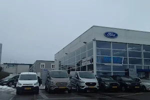 LuxMotor Foetz Concessionaire FORD image