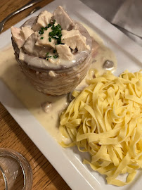 Sauce aux champignons du Restaurant de spécialités alsaciennes Restaurant Brasserie l'Auberge à Colmar - n°1