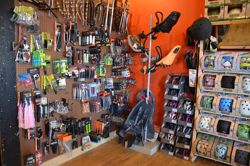 Bicycle Store «Ichi Bike», reviews and photos, 311 E Walnut St, Des Moines, IA 50309, USA