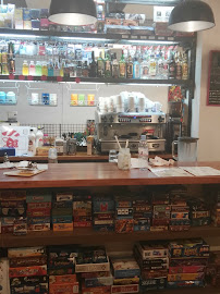 Atmosphère du Restaurant Meisia : Bar à jeux & Boutique à Paris - n°16