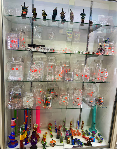 Tobacco Shop «Discount Smoke Tobacco & Beer», reviews and photos, 2387 S Cobb Dr SE B, Smyrna, GA 30080, USA