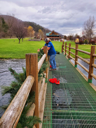 Resort «Smoke Hole Caverns», reviews and photos, 8290 N Fork Hwy, Cabins, WV 26855, USA