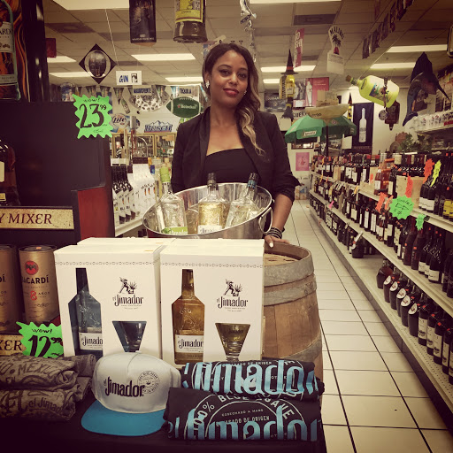 Liquor Store «PAPI LIQUORS and KEGS», reviews and photos, 1446 W 49th St, Hialeah, FL 33012, USA