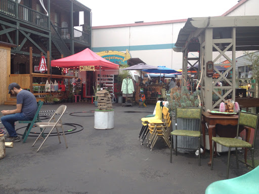 Shopping Mall «Georgetown Trailer Park Mall», reviews and photos, 5805 Airport Way S, Seattle, WA 98108, USA