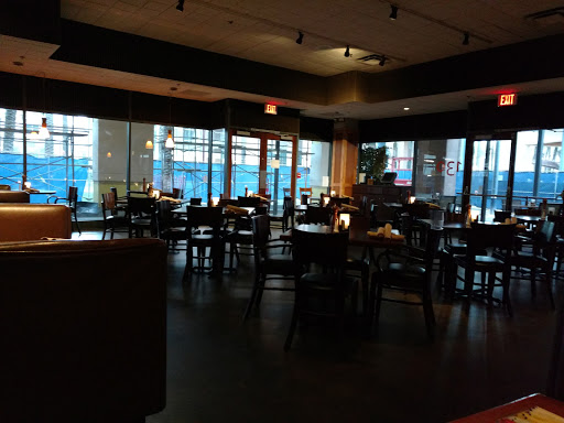 Shopping Mall «Arizona Center», reviews and photos, 400 E Van Buren St, Phoenix, AZ 85004, USA