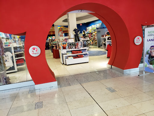 Toy Store «Disney Store», reviews and photos, 2655 Richmond Ave, Staten Island, NY 10314, USA