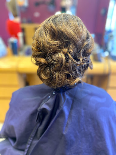 Hair Salon «Hair Apropos Salon & Day Spa», reviews and photos, 1700 Horizon Dr, Chalfont, PA 18914, USA