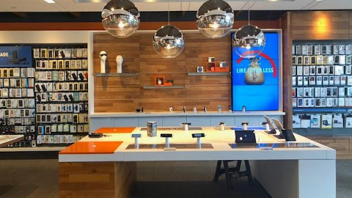 Cell Phone Store «AT&T», reviews and photos, 345 N Main St #104, West Hartford, CT 06117, USA