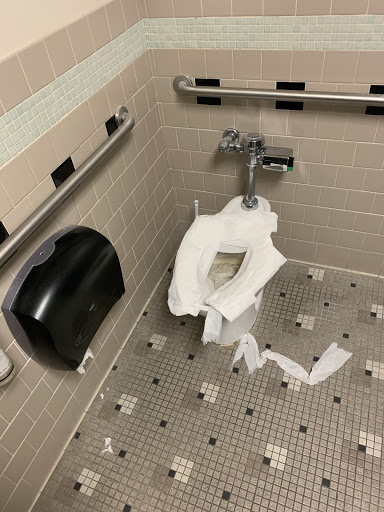 Gym «LA Fitness», reviews and photos, 109 Quarry Rd, Downingtown, PA 19335, USA