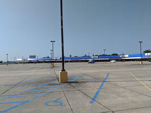 Outlet Store «Sikeston Factory Outlet Stores», reviews and photos, 100 Outlet Dr, Sikeston, MO 63801, USA