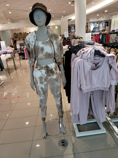 Shopping Mall «Emerald Square», reviews and photos, 999 S Washington St, North Attleborough, MA 02760, USA