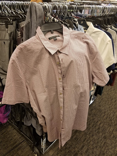 Department Store «Nordstrom Rack Topanga», reviews and photos, 21490 Victory Blvd, Woodland Hills, CA 91367, USA