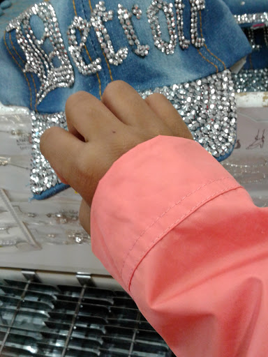 Cosmetics Store «Lee Beauty Supply», reviews and photos, 16724 15 Mile Rd, Fraser, MI 48026, USA