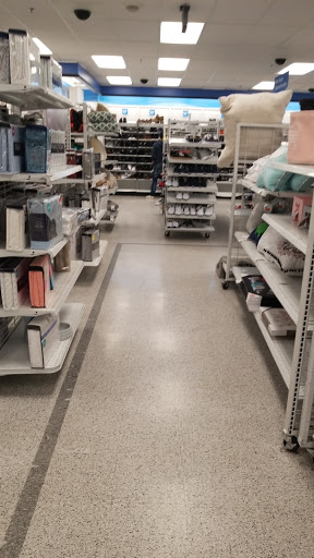 Clothing Store «Ross Dress for Less», reviews and photos, 201 E Main St, Alhambra, CA 91801, USA