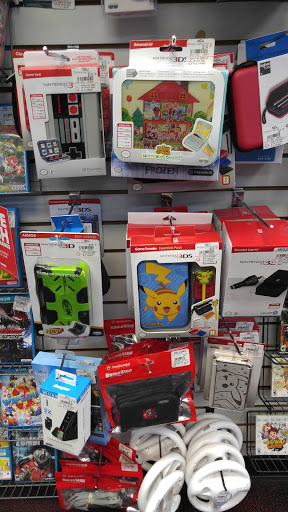 Video Game Store «GameStop», reviews and photos, 5601 Bandera Rd STE 103, Leon Valley, TX 78238, USA