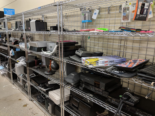 Thrift Store «Goodwill Store & Donation Center», reviews and photos, 19917 South La Grange Road, Frankfort, IL 60423, USA