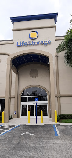 Self-Storage Facility «Life Storage», reviews and photos, 747 NE 3rd Ave, Fort Lauderdale, FL 33304, USA