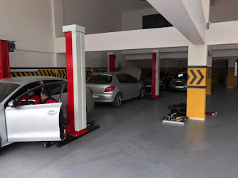 Mehmet Özmen auto pro