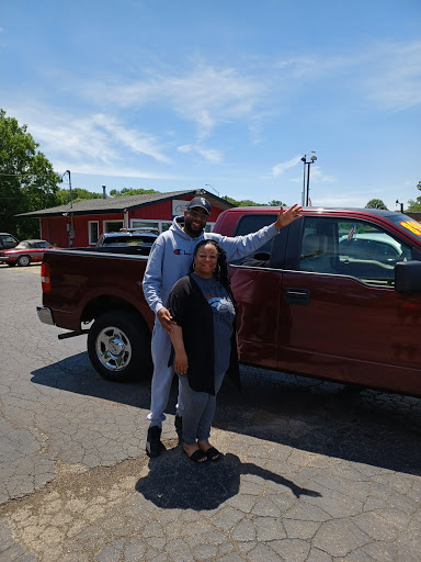 Used Car Dealer «Chicagoland Internet Auto», reviews and photos, 410 N Vine St, New Lenox, IL 60451, USA