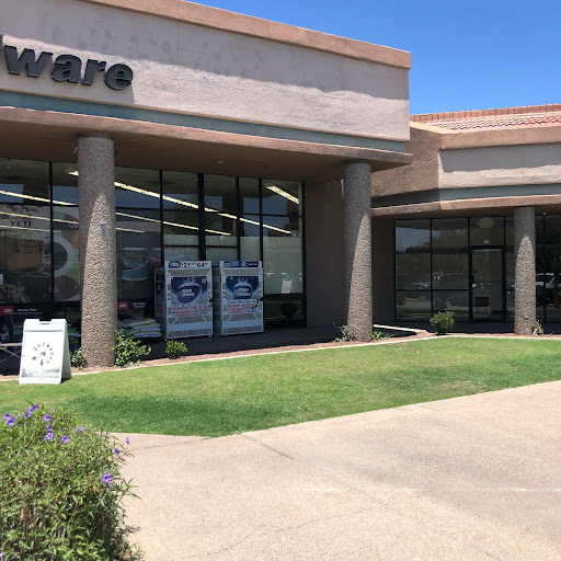 Electrical Supply Store «Roberts Ace Hardware», reviews and photos, 2050 N Alma School Rd #18, Chandler, AZ 85224, USA