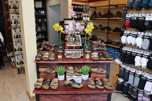 Shoe Store «SHOES-n-FEET», reviews and photos, 2398 Lombard St, San Francisco, CA 94123, USA