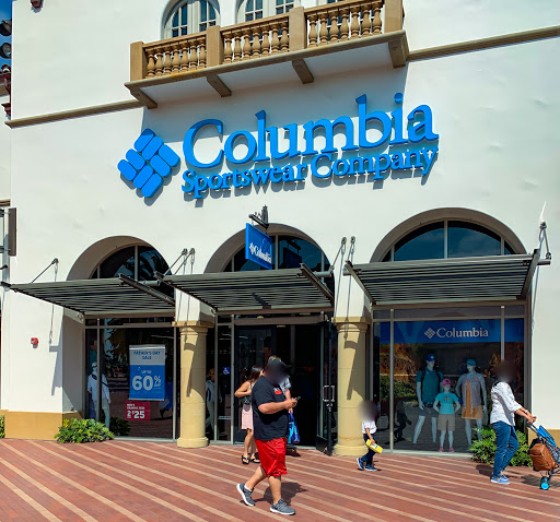 Sportswear Store «Columbia Sportswear Outlet Store», reviews and photos, 101 W Avenida Vista Hermosa #162, San Clemente, CA 92672, USA