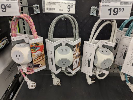 Office Supply Store «Staples», reviews and photos, 9480 Main Street, Fairfax, VA 22031, USA