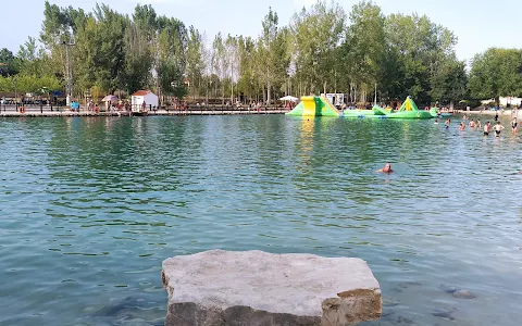 Lago de Playamonte image