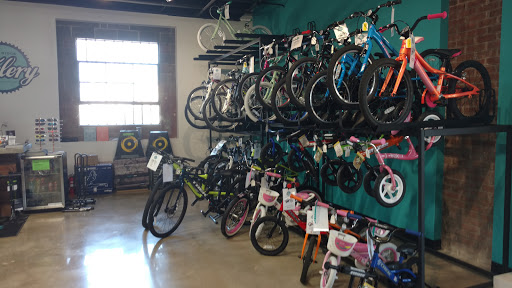 Bicycle Store «Blue Ridge Cyclery - Downtown», reviews and photos, 722 Preston Ave #104, Charlottesville, VA 22902, USA