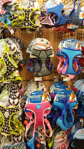 Pet Supply Store «Pet Supplies Plus», reviews and photos, 9500 Dorchester Rd #350, Summerville, SC 29485, USA