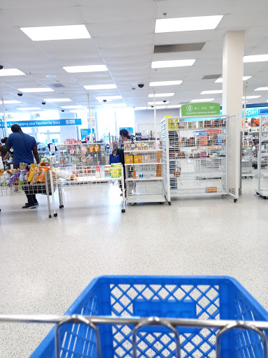 Clothing Store «Ross Dress for Less», reviews and photos, 118 Pavilion Pkwy, Fayetteville, GA 30214, USA