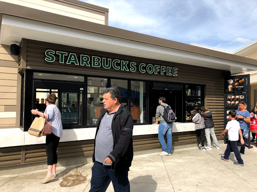 Shopping Mall «Orlando Vineland Premium Outlets», reviews and photos, 8200 Vineland Ave, Orlando, FL 32821, USA