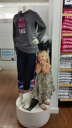 Clothing Store «Gap Outlet», reviews and photos, 250 N Plainfield Rd, West Lebanon, NH 03784, USA