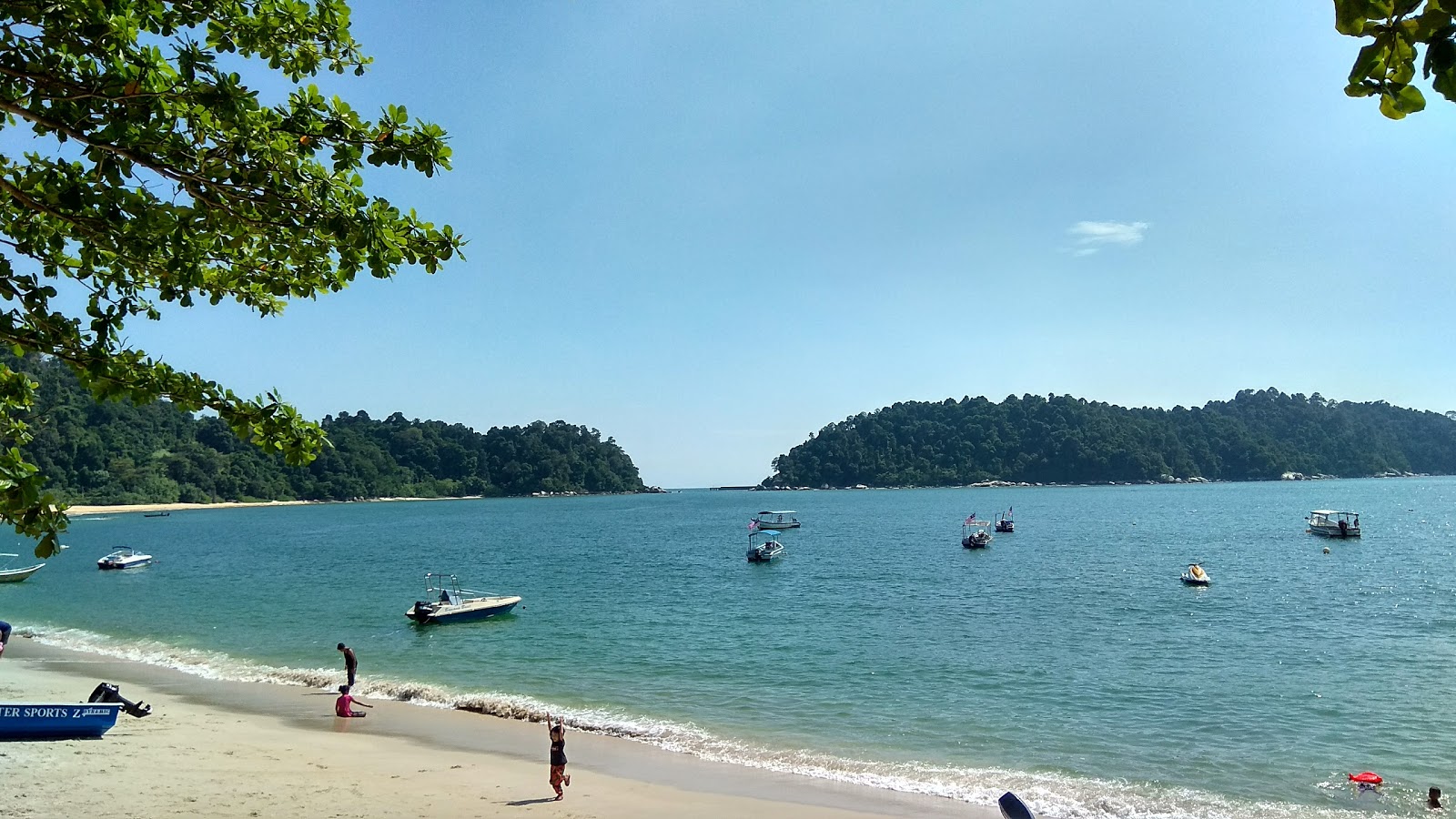 Photo of Teluk Nipah Beach surrounded by mountains