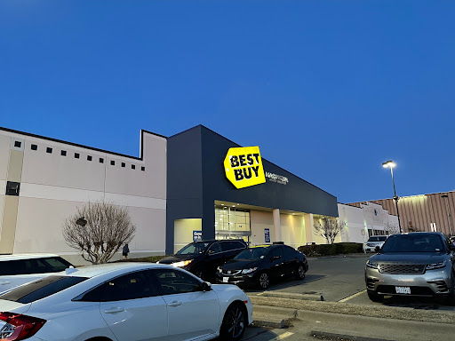 Best Buy, 4255 Lyndon B Johnson Fwy, Farmers Branch, TX 75244, USA, 