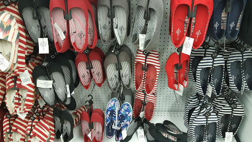 Variety Store «Five Below», reviews and photos, 12250 15 St, Grandview, MO 64030, USA