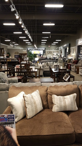 Furniture Store «Ashley HomeStore», reviews and photos, 4771 S 27th St, Greenfield, WI 53220, USA
