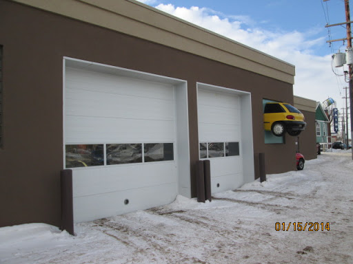 Regina Auto Body Shop Ltd, 1800 Angus St, Regina, SK S4T 1Z4, Canada, 