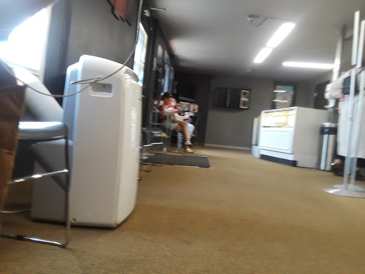 Tattoo Shop «Paramount Tattoo Studio», reviews and photos, 9921 SE Stark St, Portland, OR 97216, USA