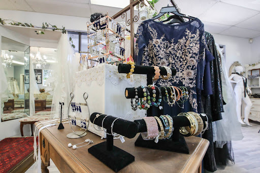 Bridal Shop «Nouvelle Bridal Boutique», reviews and photos, 3705 El Camino Real, Palo Alto, CA 94306, USA