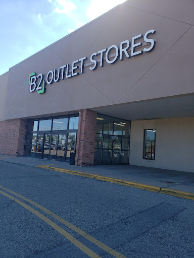 B2 Outlet Stores image 1