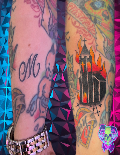 Explore toe ring tattoo ideas, creative tattoo ideas in Bethlehem, available at Soul Glow Electric Ink