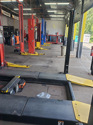 Car Repair and Maintenance «Midas», reviews and photos, 90 Queen St, Southington, CT 06489, USA