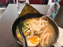 Soupe du Restaurant de nouilles (ramen) Yamanashi Ramen à Paris - n°2