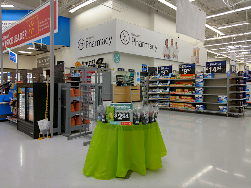 Department Store «Walmart Supercenter», reviews and photos, 501 E Pawnee St, Wichita, KS 67211, USA