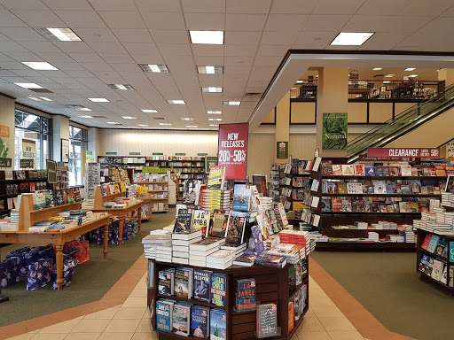 Barnes & Noble