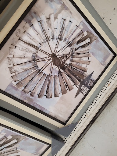 Shopping Mall «Hampton Plaza Shopping Center», reviews and photos, 4033 W Mercury Blvd, Hampton, VA 23666, USA