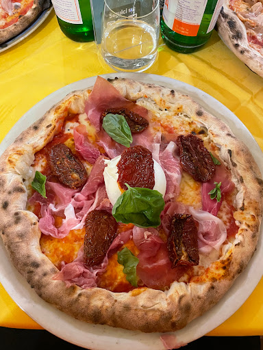 Pizzeria Ristorante La Rosa dei Venti in Conegliano, Provincia di Treviso