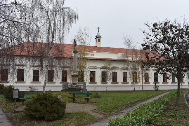 Értékelések erről a helyről: "Öreg iskola" Asztalos és cipész mesterségek kiállítása, Laki Ida képtár, Jászjákóhalma - Múzeum